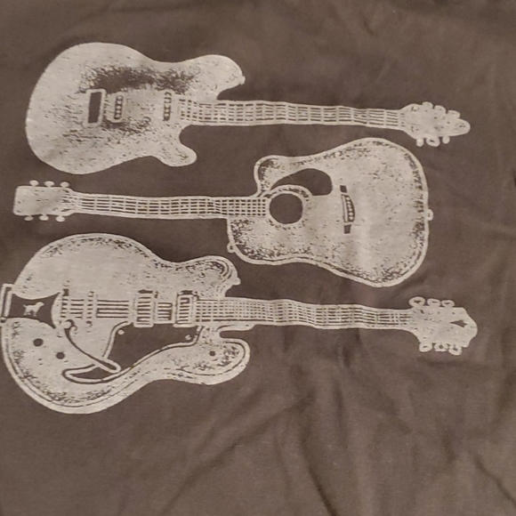 Super Soft Tee - Picture 2 of 3